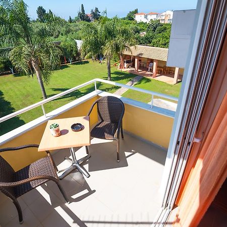 Voula Apartments ミティカス エクステリア 写真