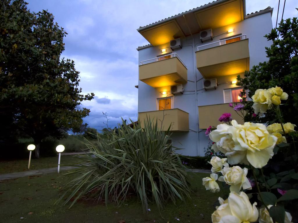Voula Apartments ミティカス エクステリア 写真