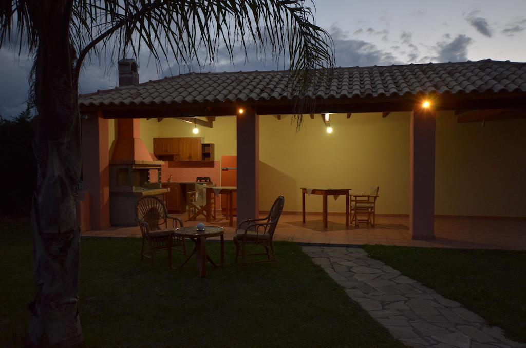 Voula Apartments ミティカス エクステリア 写真